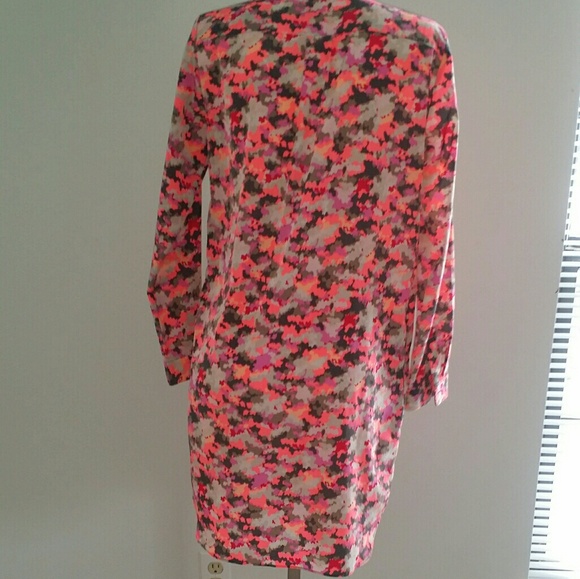 Oversize Gap Print Dress - Picture 5 of 8